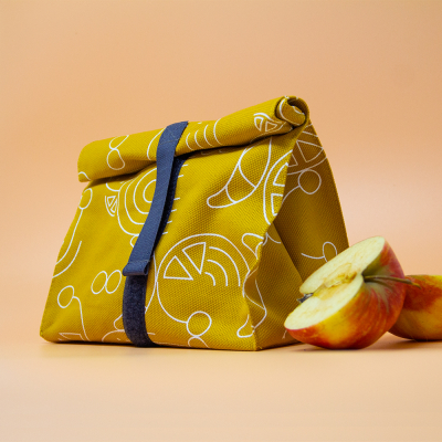 Snack-Tüüt kurkma abstrakt